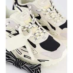 Be Right Back Sneaker