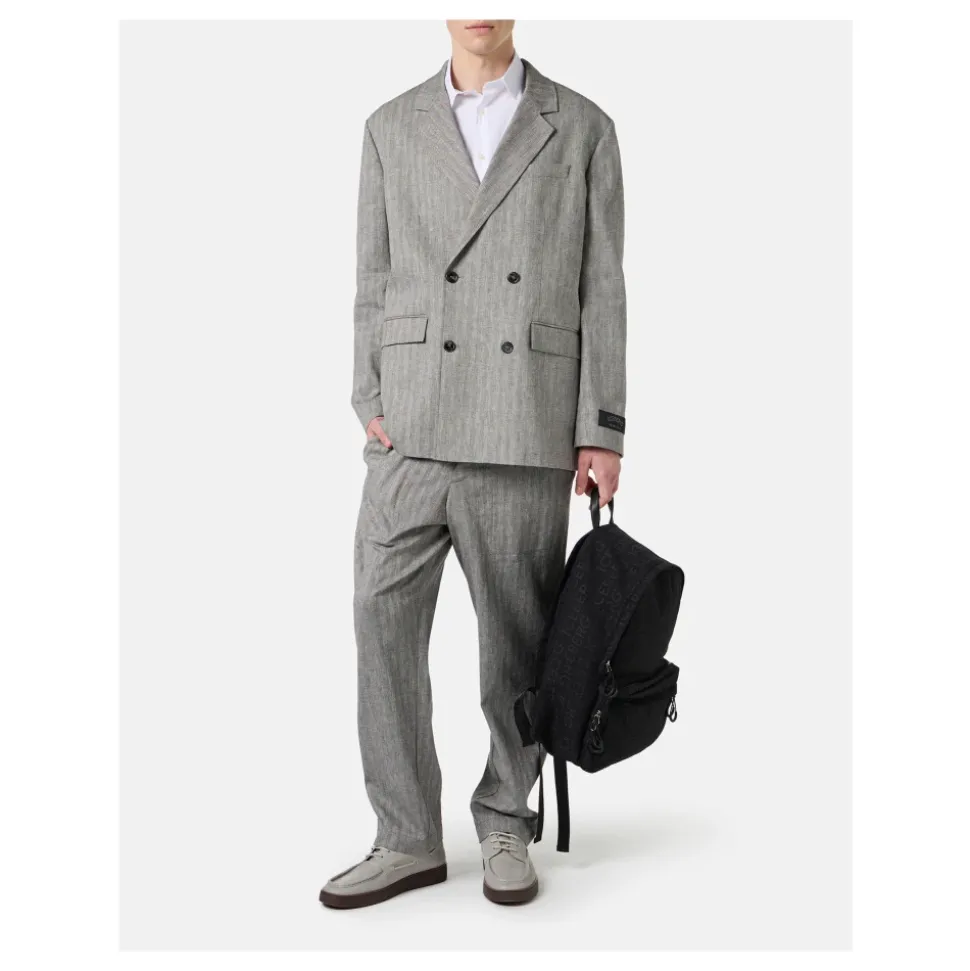 Biała koszula z długim rękawem o kroju slim fit