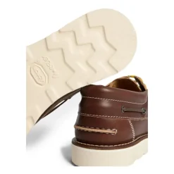BOATSHOES