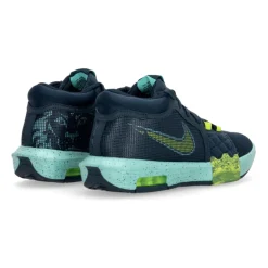 Buty do koszykówki LeBron Witness VIII