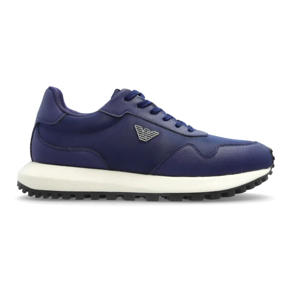 Buty sportowe z logo