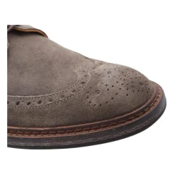 Buty sznurowane