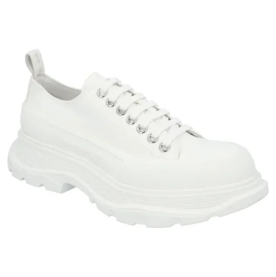 Canvas boots