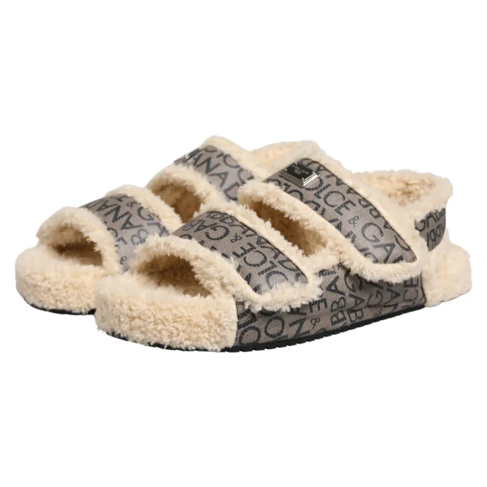 Flats Sandals