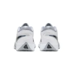 Giannis Freak 6