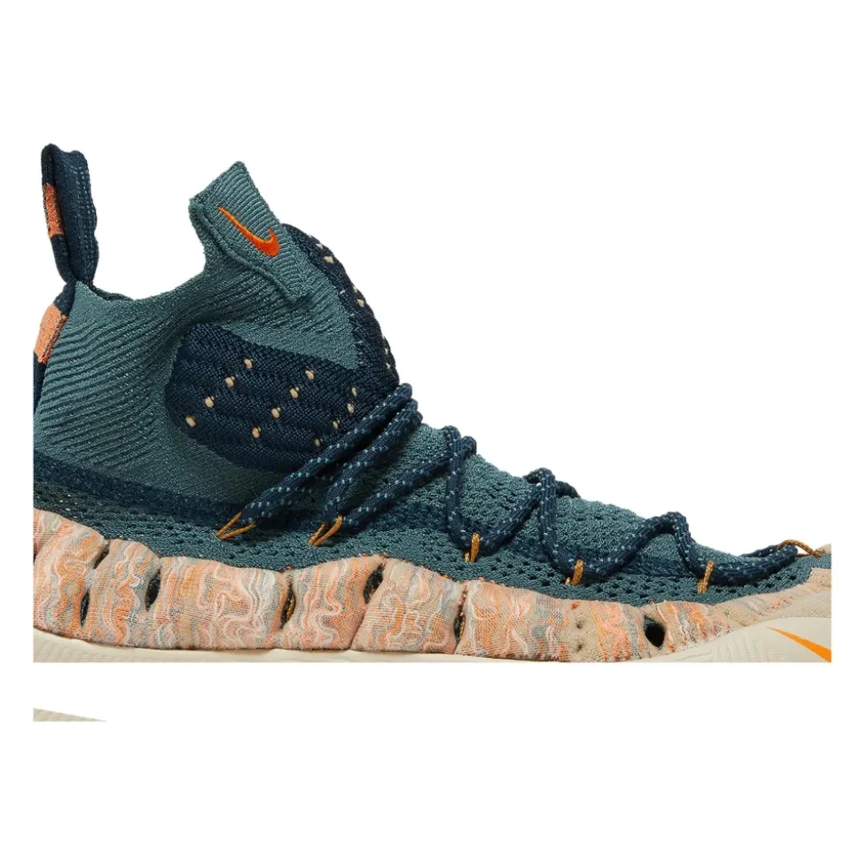 ISPA Sense Flyknit
