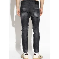 Jeansy `Skater`