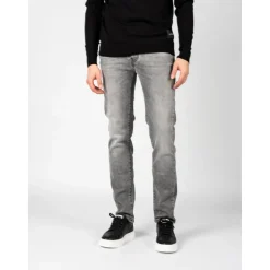 Jeansy Slim-fit