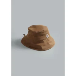 Kapelusz typu Bucket Hat
