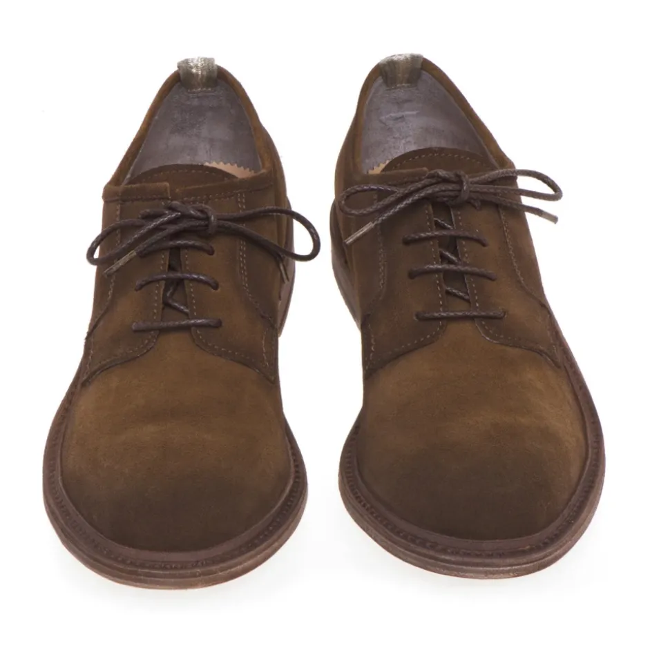 Laced Shoes