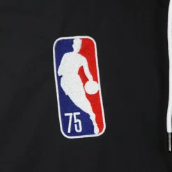 Lekka, pikowana kurtka NBA Courtside
