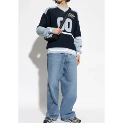 Logo Sweater