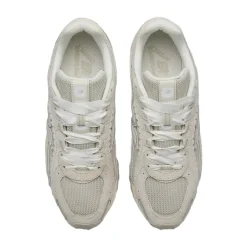 204L Sneakers