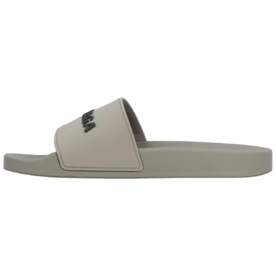 Rubber sandals