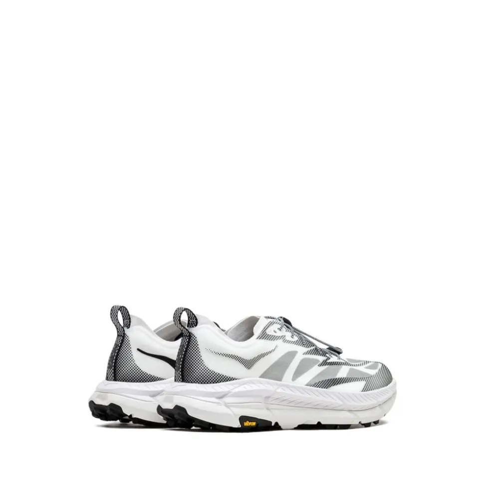 Running Shoes