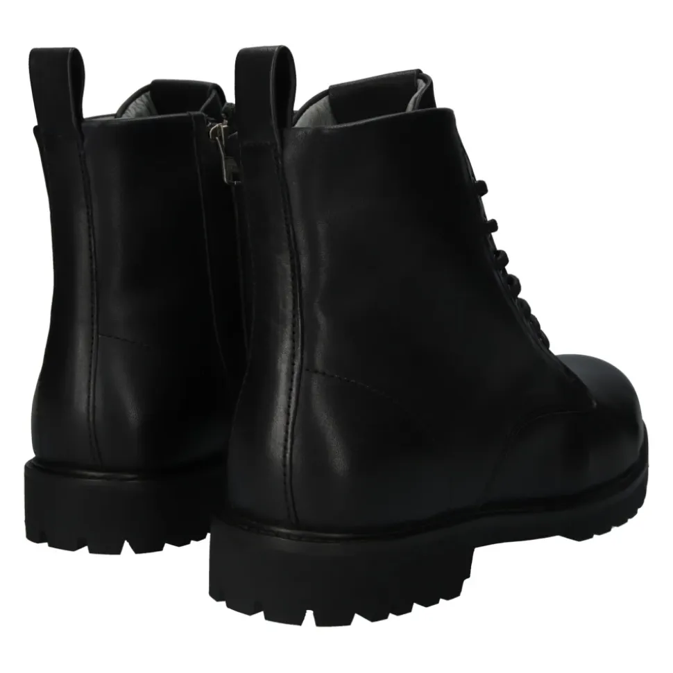 SG33 Lace Up Boots