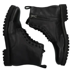 SG33 Lace Up Boots
