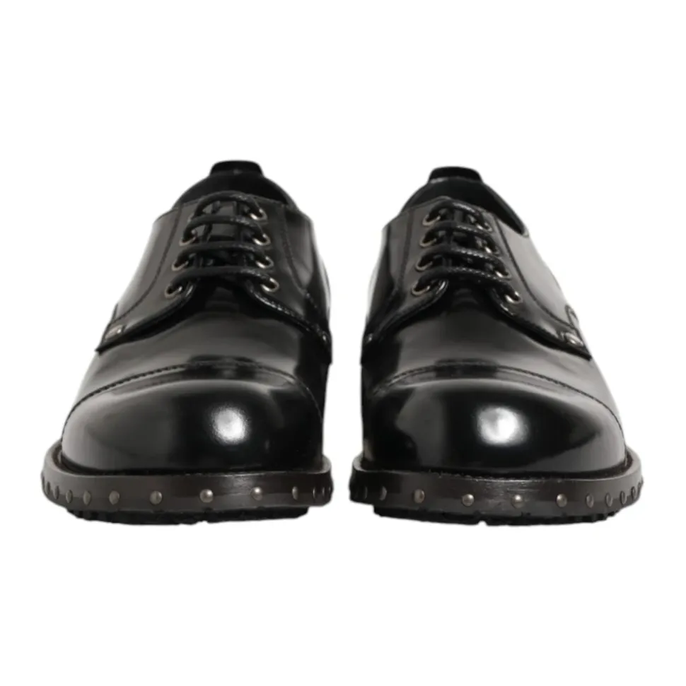 Skórzane, zdobione ćwiekami, eleganckie buty Derby