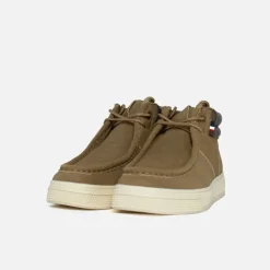 Sneakersy