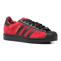 Superstar II London
