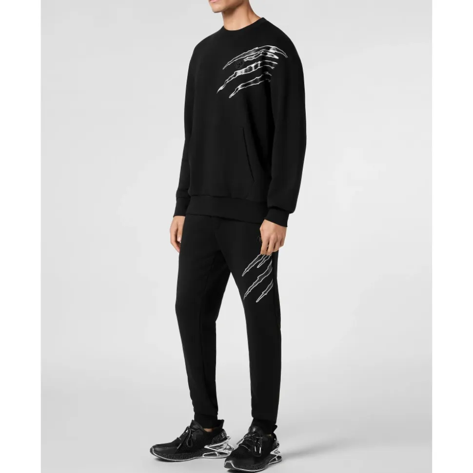Sweatshirt Scratch