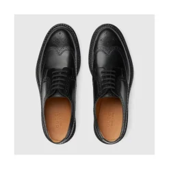 Sznurowane buty z detalami Brogue