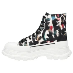 Tread Slick Quilted Boot