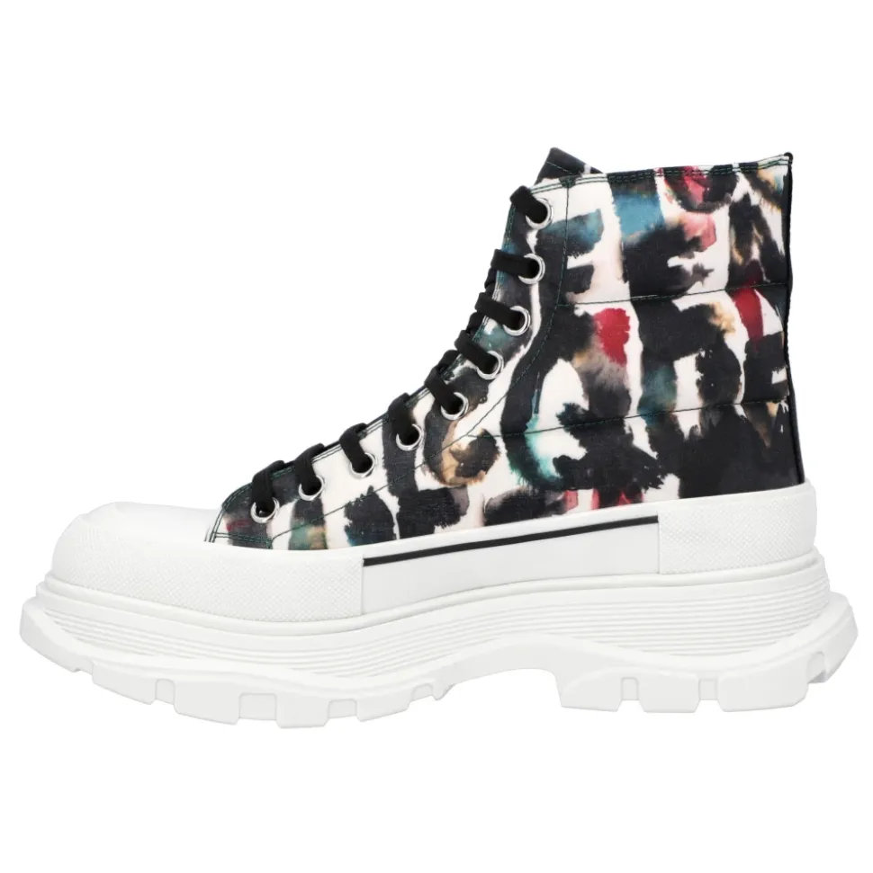 Tread Slick Quilted Boot