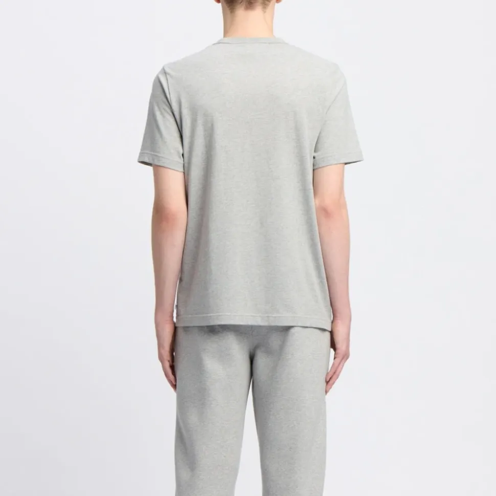 T-shirty