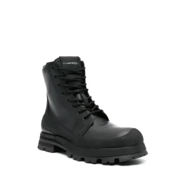 Wander Lace-Up Boots