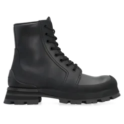 Wander Leather Lace-up Boots